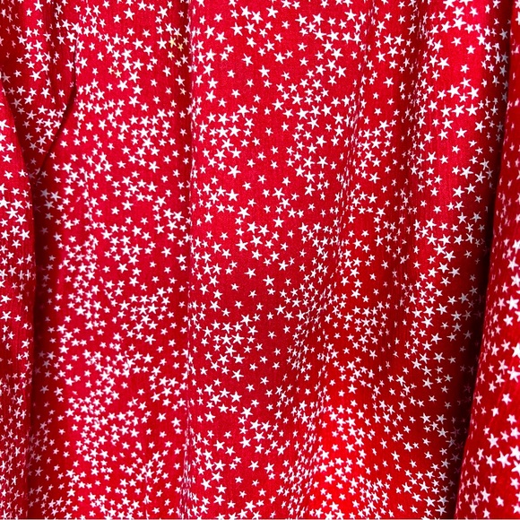 RED OLD NAVY STAR SKIRT - Picture 3 of 4